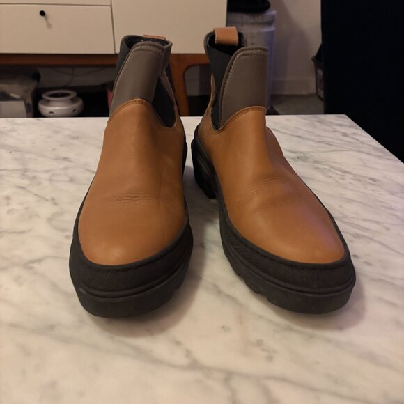 Chunky Sole Leather Boots 8.5 - Picture 2 of 3